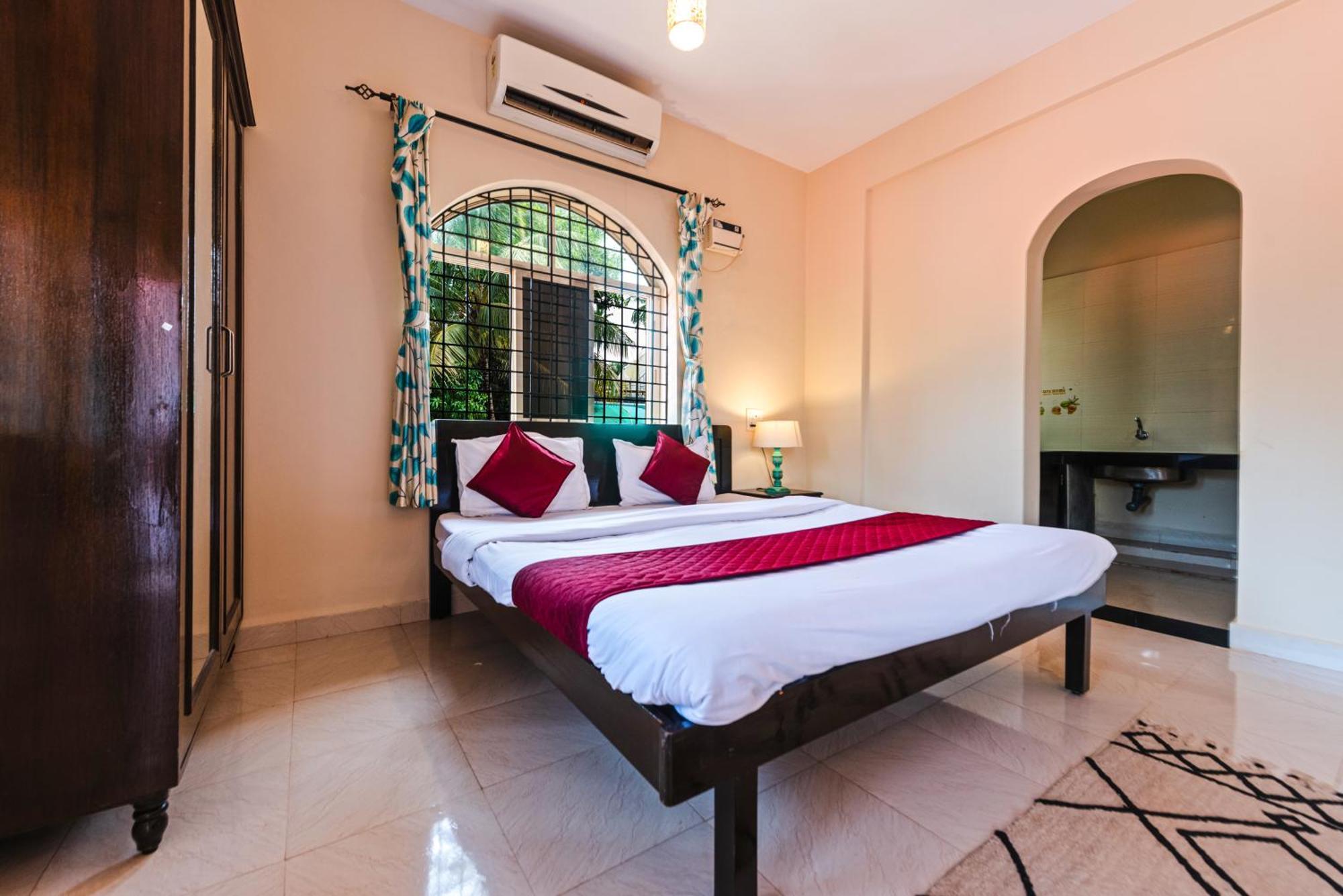 Hotel La Paulo'S Near Beach Resort Morjim Exteriér fotografie