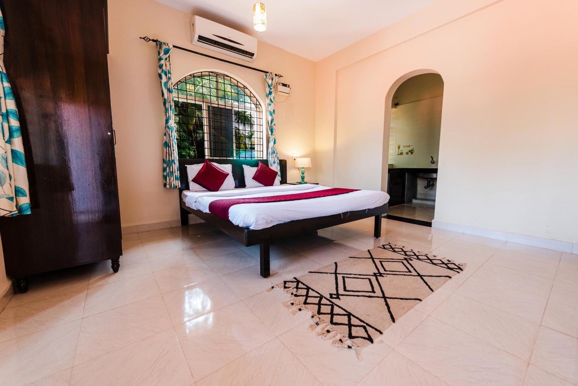 Hotel La Paulo'S Near Beach Resort Morjim Exteriér fotografie