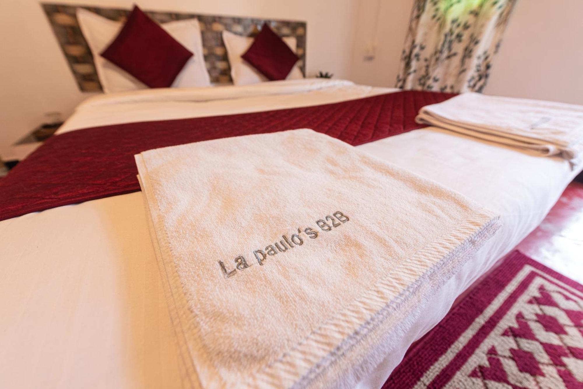 Hotel La Paulo'S Near Beach Resort Morjim Exteriér fotografie
