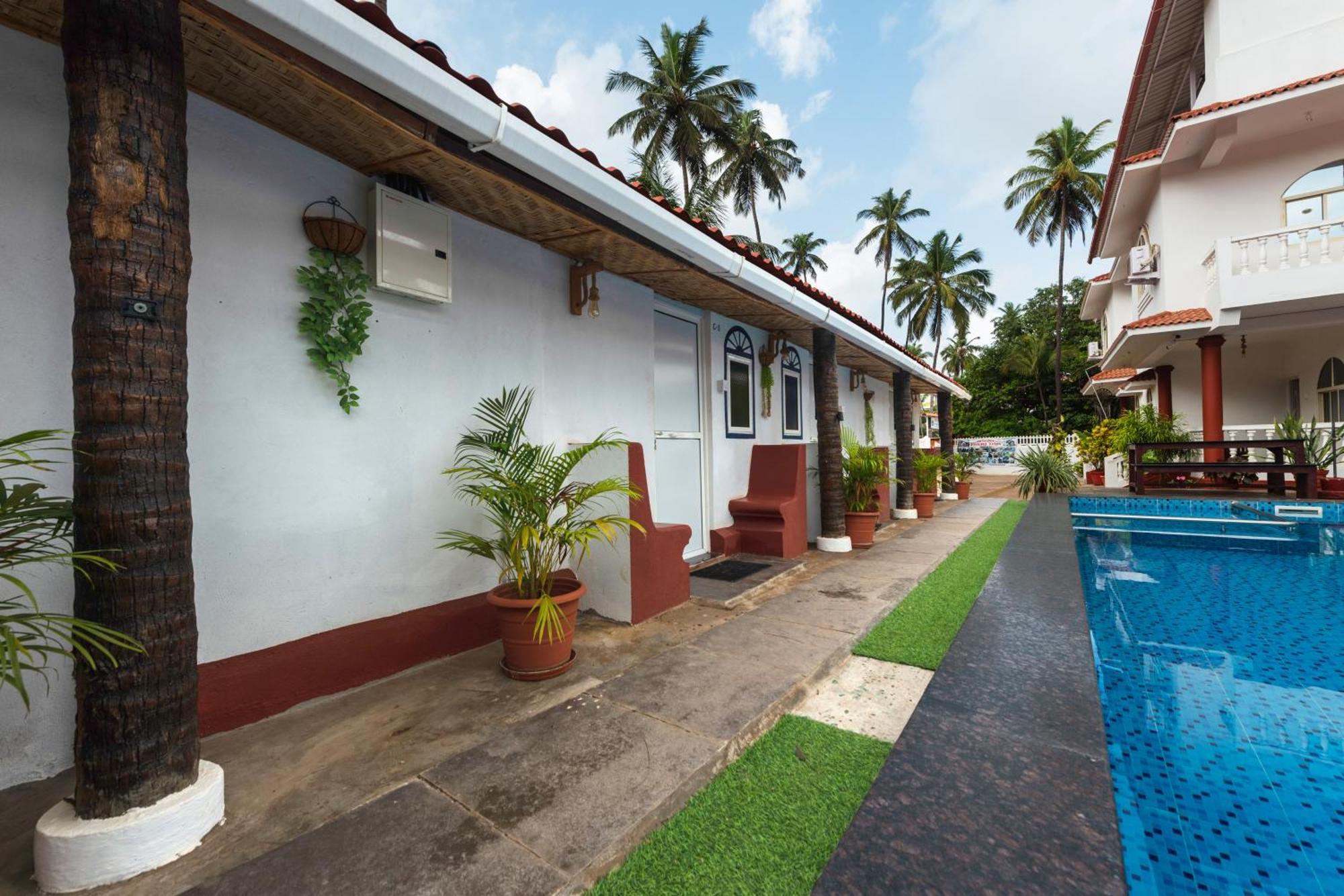 Hotel La Paulo'S Near Beach Resort Morjim Exteriér fotografie
